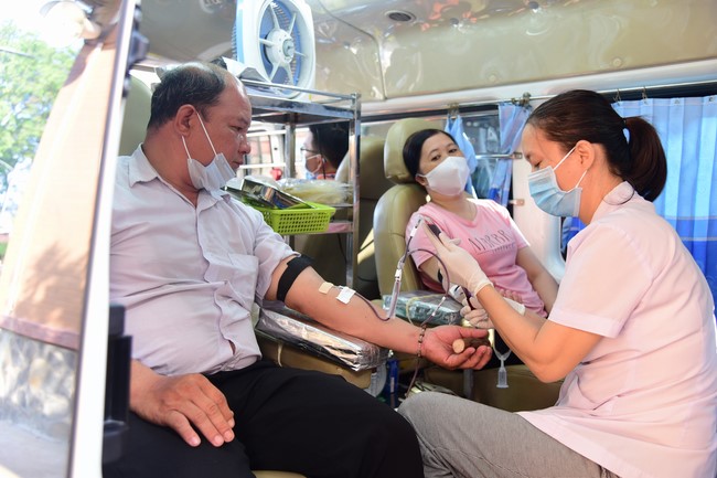 Humanitarian Blood Donation